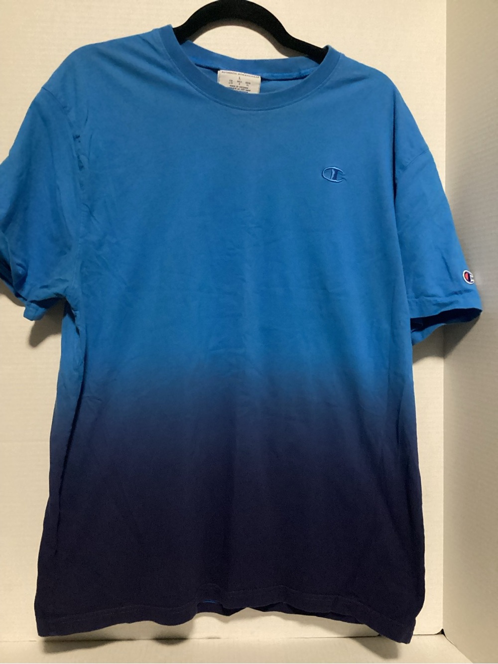 Champion Blue Ombre Crewneck Tee Size L